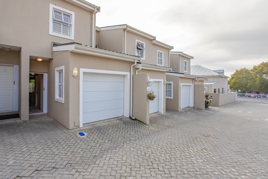 To Let 3 Bedroom Property for Rent in Groenvlei Western Cape